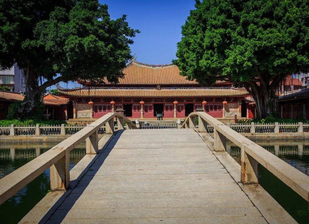 就在今晚!泉州府文廟快閃盛宴,德化瓷與木偶戲風采盡展