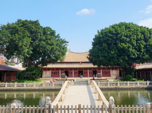 泉州府文廟,是全國重點文物保護單位,是泉州市主要文化古跡之一